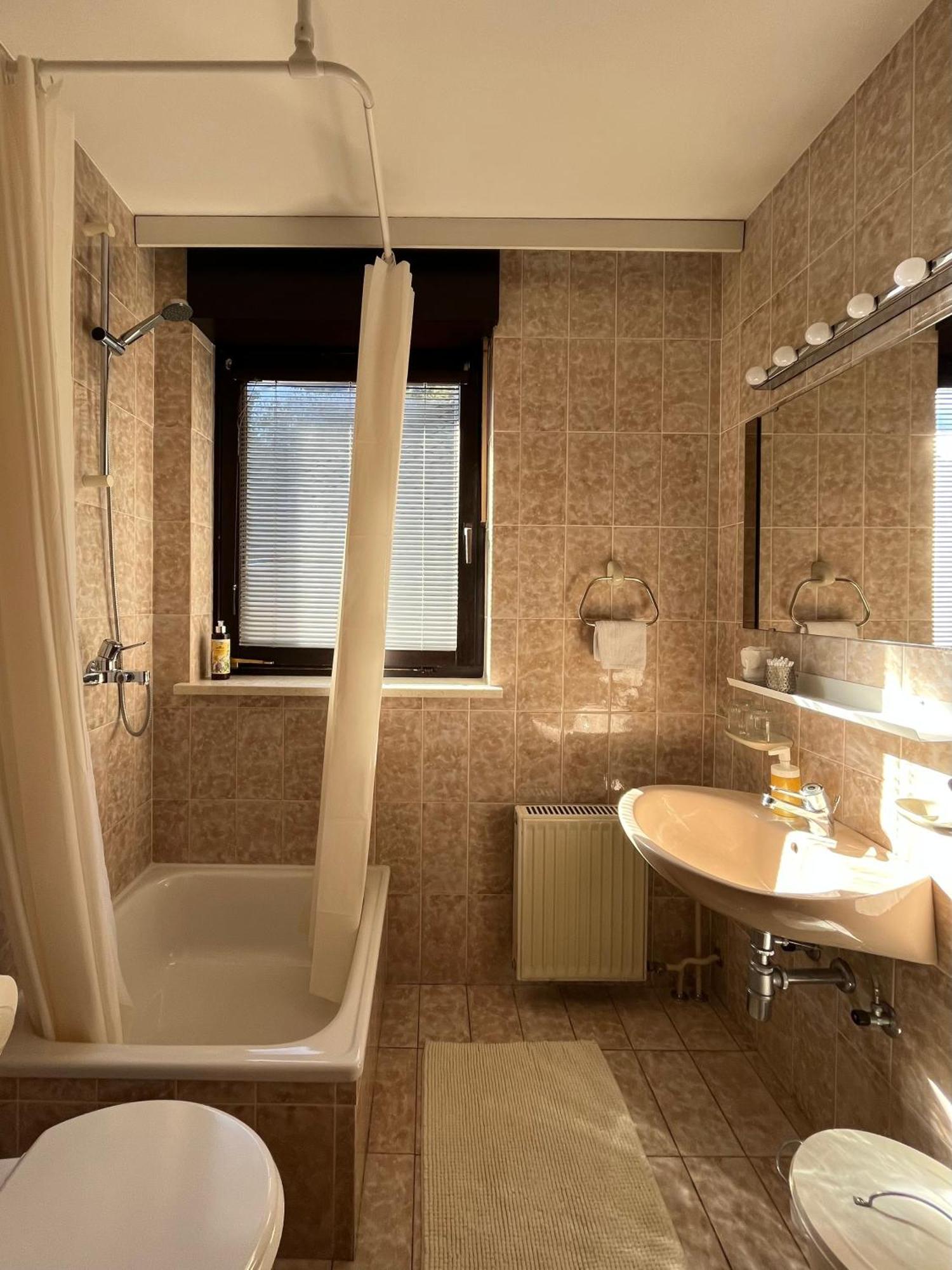 Lakeview Guesthouse & Chalet Bled Zimmer foto